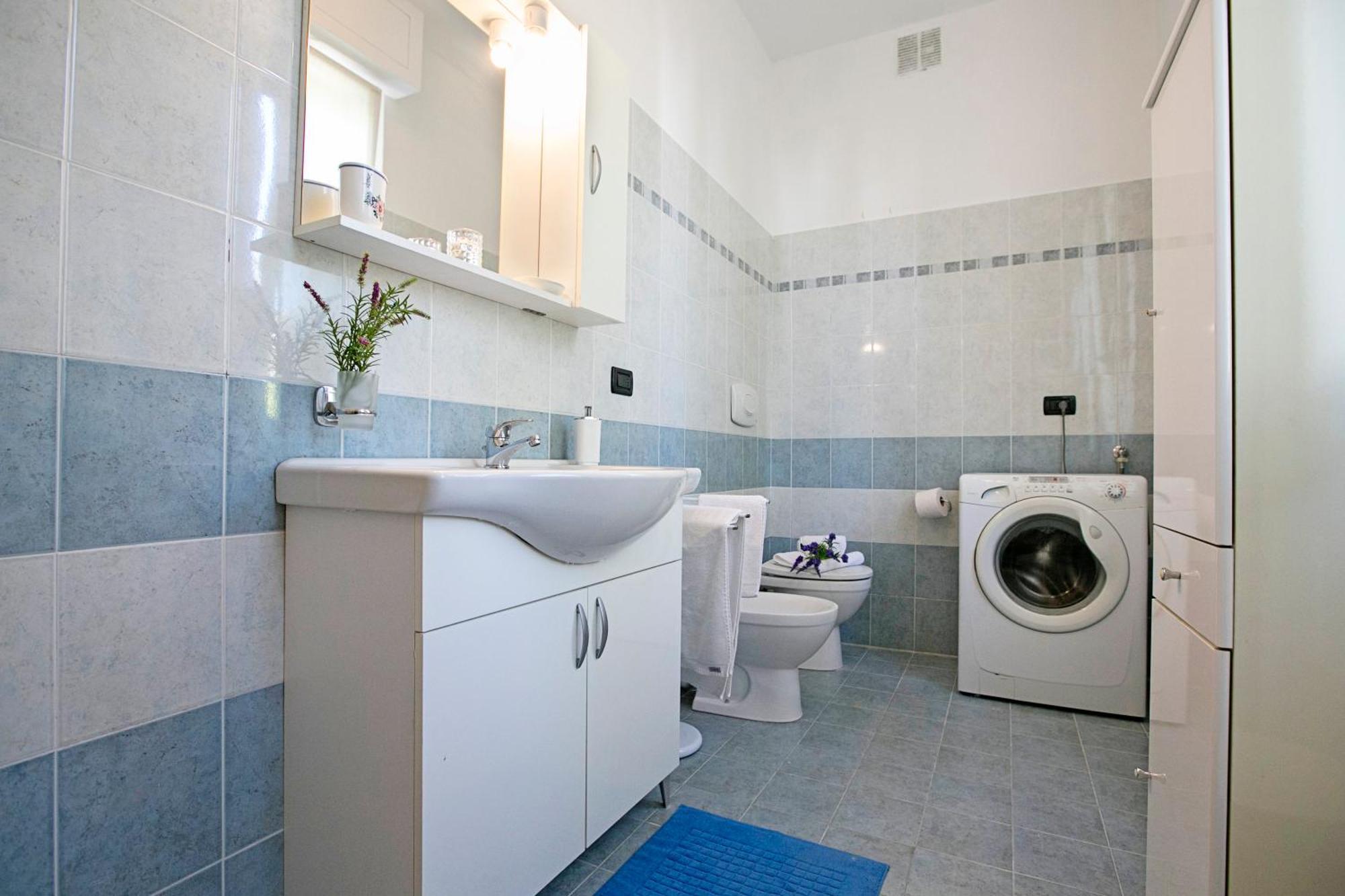 Villa Mimosa - Appartamento 1 - Happy Rentals Desenzano del Garda Eksteriør bilde